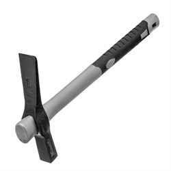 Кирка-молоток печника и каменщика 500 г, фибергласовая обрезиненная рукоятка 385 мм Matrix 16453